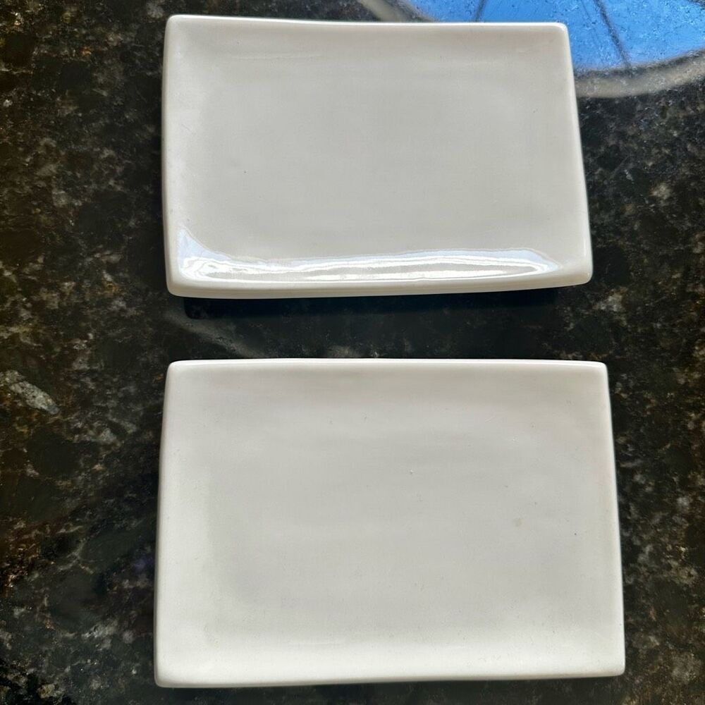 Cordon Bleu white rectangular  plates- set of 2